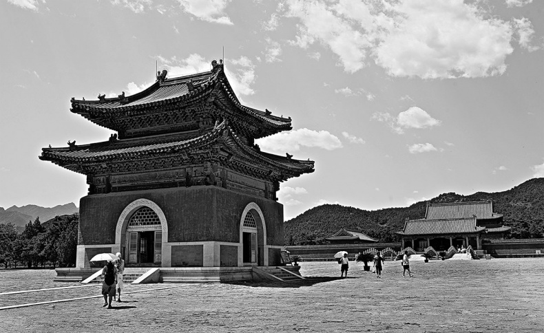 Иллюстрация к книге — Как было на самом деле. Последний путь святого семейства [i_043.jpg]