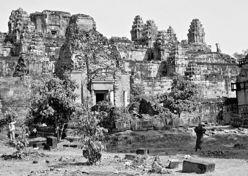 Иллюстрация к книге — Как было на самом деле. Последний путь святого семейства [i_156.jpg]