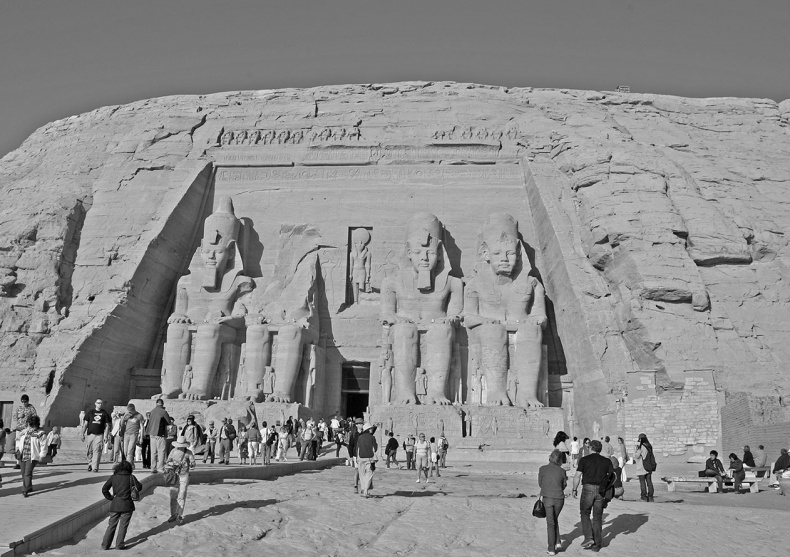 Иллюстрация к книге — Как было на самом деле. Последний путь святого семейства [i_211.jpg]