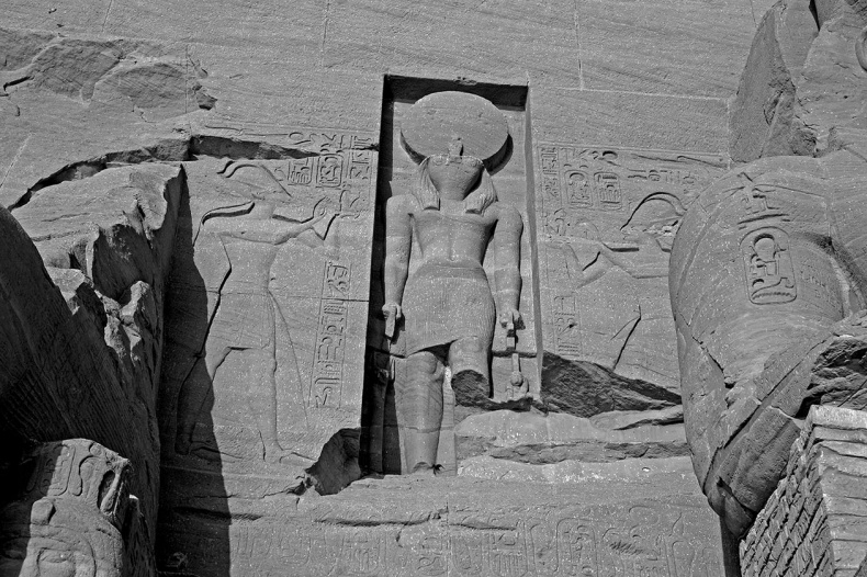 Иллюстрация к книге — Как было на самом деле. Последний путь святого семейства [i_238.jpg]