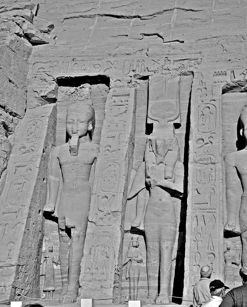 Иллюстрация к книге — Как было на самом деле. Последний путь святого семейства [i_256.jpg]