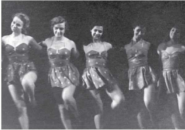 Иллюстрация к книге — Страх, или Жизнь в Стране Советов [i_007.jpg]