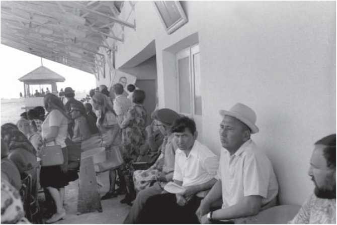 Иллюстрация к книге — Страх, или Жизнь в Стране Советов [i_040.jpg]