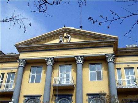 Иллюстрация к книге — Лаврентий Берия. Кровавый прагматик [i_013.jpg]