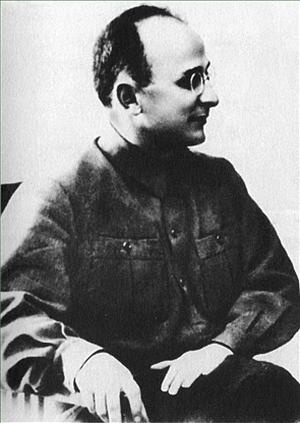 Иллюстрация к книге — Лаврентий Берия. Кровавый прагматик [i_026.jpg]