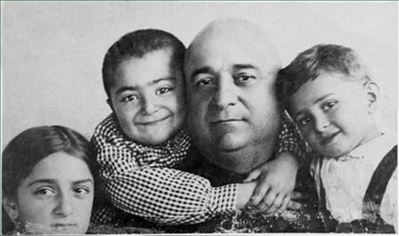 Иллюстрация к книге — Лаврентий Берия. Кровавый прагматик [i_040.jpg]