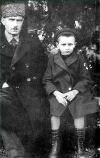 Иллюстрация к книге — Лаврентий Берия. Кровавый прагматик [i_054.jpg]