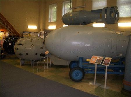 Иллюстрация к книге — Лаврентий Берия. Кровавый прагматик [i_083.jpg]