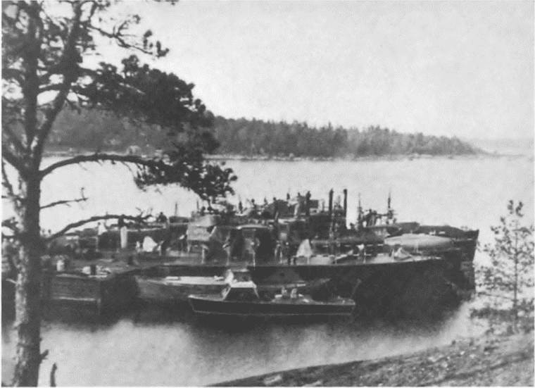 Иллюстрация к книге — Прибалтика. Война без правил (1939-1945) [i_019.jpg]