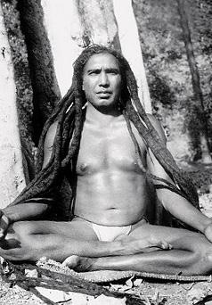 Иллюстрация к книге — Путешествие домой. Автобиография американского йога [imgF674.jpg]