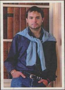 Иллюстрация к книге — Никому не уйти [i_004.jpg]