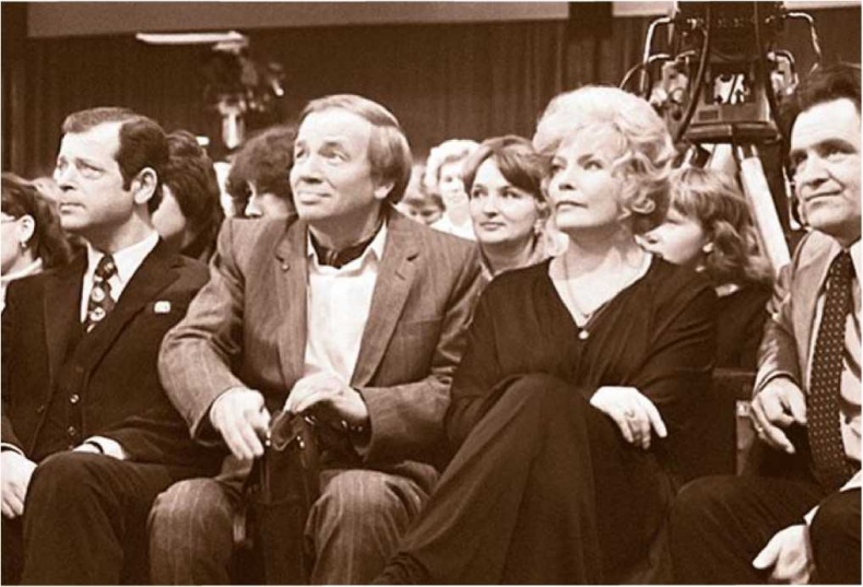 Иллюстрация к книге — Татьяна Доронина. Еще раз про любовь [i_052.jpg]