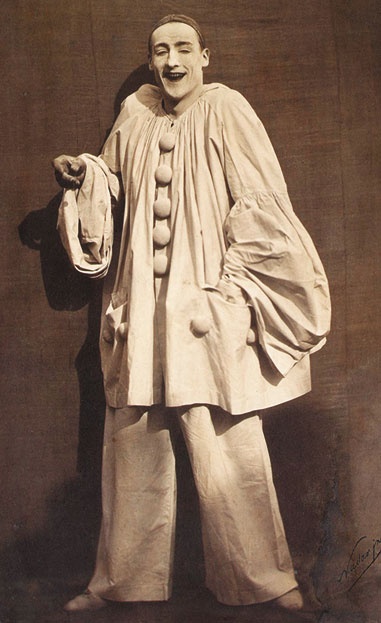 Иллюстрация к книге — Мост через бездну. Книга 1. Комментарий к античности [a9r10b.jpg]