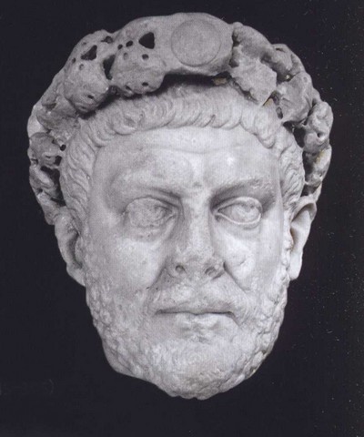 Иллюстрация к книге — Мост через бездну. Книга 4 [i_003.jpg]