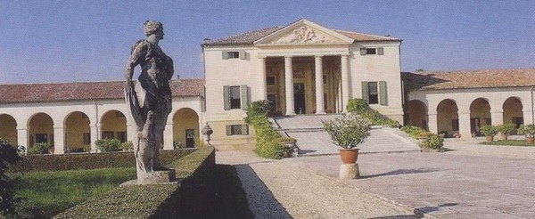 Иллюстрация к книге — Мост через бездну. Книга 4 [i_096.jpg]