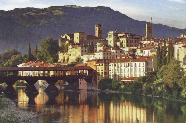 Иллюстрация к книге — Мост через бездну. Книга 4 [i_098.jpg]