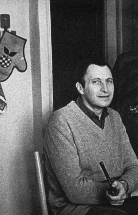 Иллюстрация к книге — Лопухи и лебеда [i_031.jpg]