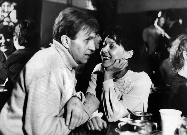 Иллюстрация к книге — Лопухи и лебеда [i_033.jpg]