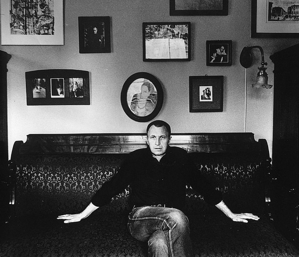 Иллюстрация к книге — Лопухи и лебеда [i_038.jpg]