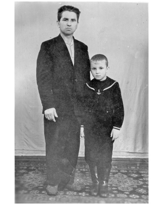 Иллюстрация к книге — Отец мой шахтер (сборник) [i_005.jpg]