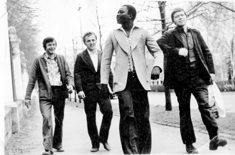 Иллюстрация к книге — Отец мой шахтер (сборник) [i_008.jpg]