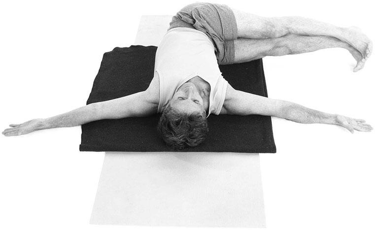 Иллюстрация к книге — Йога при остеопорозе [_84.jpg]