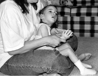 Иллюстрация к книге — Обучение моторным навыкам детей с ДЦП. Пособие для родителей и профессионалов [i_040.jpg]