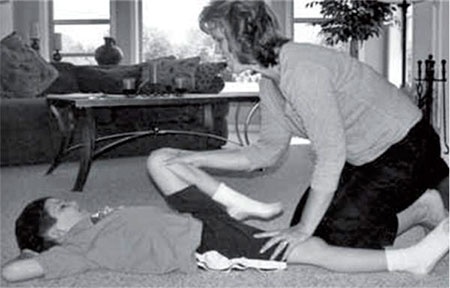 Иллюстрация к книге — Обучение моторным навыкам детей с ДЦП. Пособие для родителей и профессионалов [i_044.jpg]