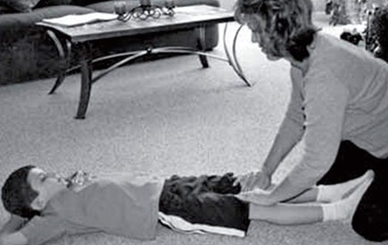 Иллюстрация к книге — Обучение моторным навыкам детей с ДЦП. Пособие для родителей и профессионалов [i_046.jpg]