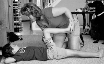 Иллюстрация к книге — Обучение моторным навыкам детей с ДЦП. Пособие для родителей и профессионалов [i_049.jpg]