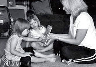 Иллюстрация к книге — Обучение моторным навыкам детей с ДЦП. Пособие для родителей и профессионалов [i_119.jpg]