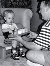 Иллюстрация к книге — Обучение моторным навыкам детей с ДЦП. Пособие для родителей и профессионалов [i_129.jpg]