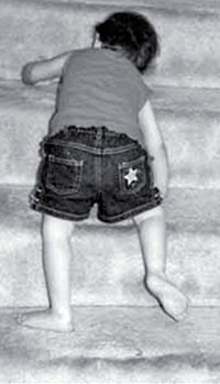 Иллюстрация к книге — Обучение моторным навыкам детей с ДЦП. Пособие для родителей и профессионалов [i_145.jpg]