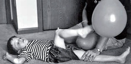 Иллюстрация к книге — Обучение моторным навыкам детей с ДЦП. Пособие для родителей и профессионалов [i_154.jpg]