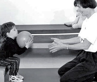 Иллюстрация к книге — Обучение моторным навыкам детей с ДЦП. Пособие для родителей и профессионалов [i_178.jpg]