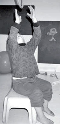 Иллюстрация к книге — Обучение моторным навыкам детей с ДЦП. Пособие для родителей и профессионалов [i_180.jpg]