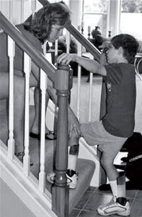 Иллюстрация к книге — Обучение моторным навыкам детей с ДЦП. Пособие для родителей и профессионалов [i_219.jpg]