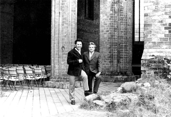 Иллюстрация к книге — Маркус Вольф. "Человек без лица" из Штази [_04.jpg]