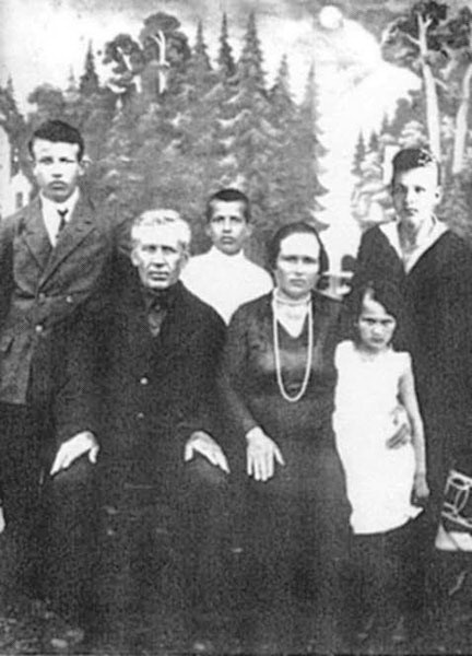 Иллюстрация к книге — Правда о штрафбатах. Как офицерский штрафбат дошел до Берлина [i_008.jpg]