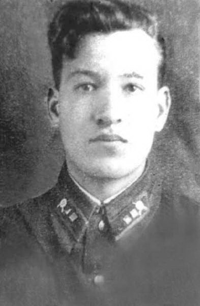 Иллюстрация к книге — Правда о штрафбатах. Как офицерский штрафбат дошел до Берлина [i_011.jpg]