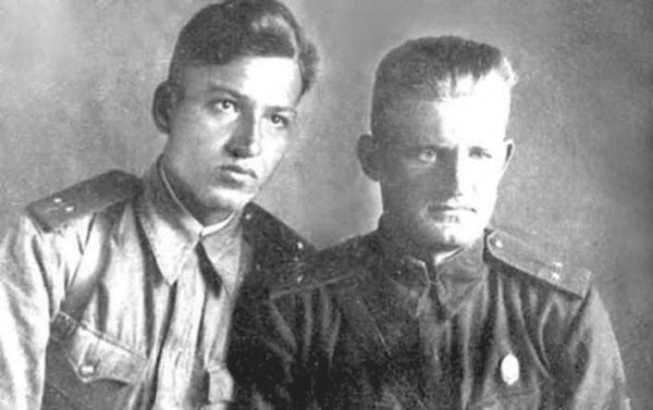 Иллюстрация к книге — Правда о штрафбатах. Как офицерский штрафбат дошел до Берлина [i_012.jpg]