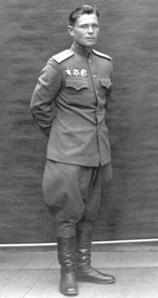 Иллюстрация к книге — Правда о штрафбатах. Как офицерский штрафбат дошел до Берлина [i_030.jpg]