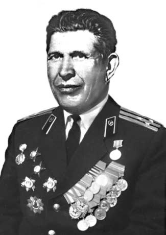 Иллюстрация к книге — Правда о штрафбатах. Как офицерский штрафбат дошел до Берлина [i_091.jpg]