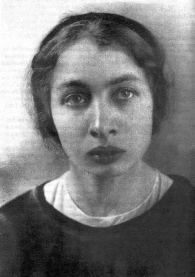 Иллюстрация к книге — Тайна личности Ленина. Спаситель народа или разрушитель империи? [i_039.jpg]