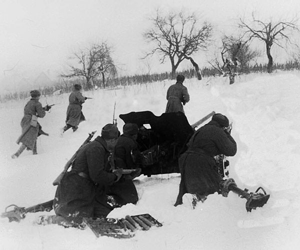 Иллюстрация к книге — Дорога на Берлин. "От победы к победе" [_107.jpg]