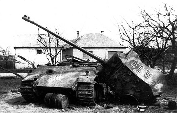 Иллюстрация к книге — Дорога на Берлин. "От победы к победе" [_331.jpg]