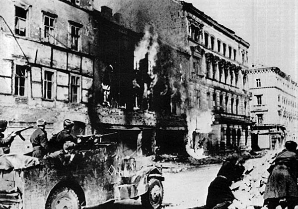 Иллюстрация к книге — Дорога на Берлин. "От победы к победе" [_360.jpg]