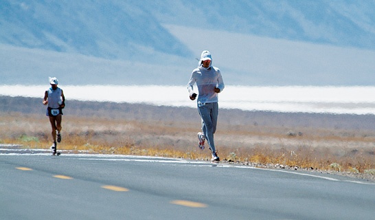 Иллюстрация к книге — Ешь правильно, беги быстро. Правила жизни сверхмарафонца [i_014.jpg]
