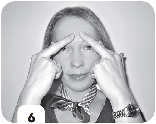 Иллюстрация к книге — Супер-аэробика для лица и шеи. Морщинам - категоричное "НЕТ"! [i_006.jpg]