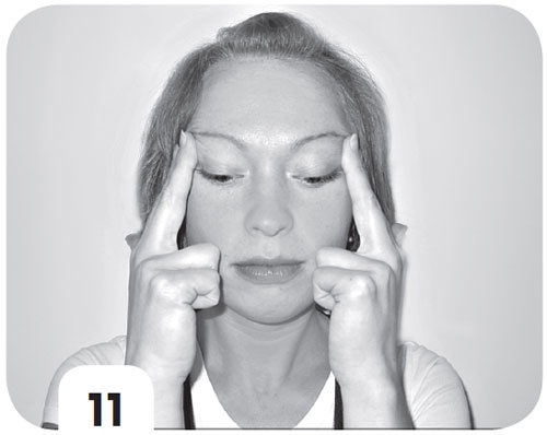 Иллюстрация к книге — Супер-аэробика для лица и шеи. Морщинам - категоричное "НЕТ"! [i_011.jpg]